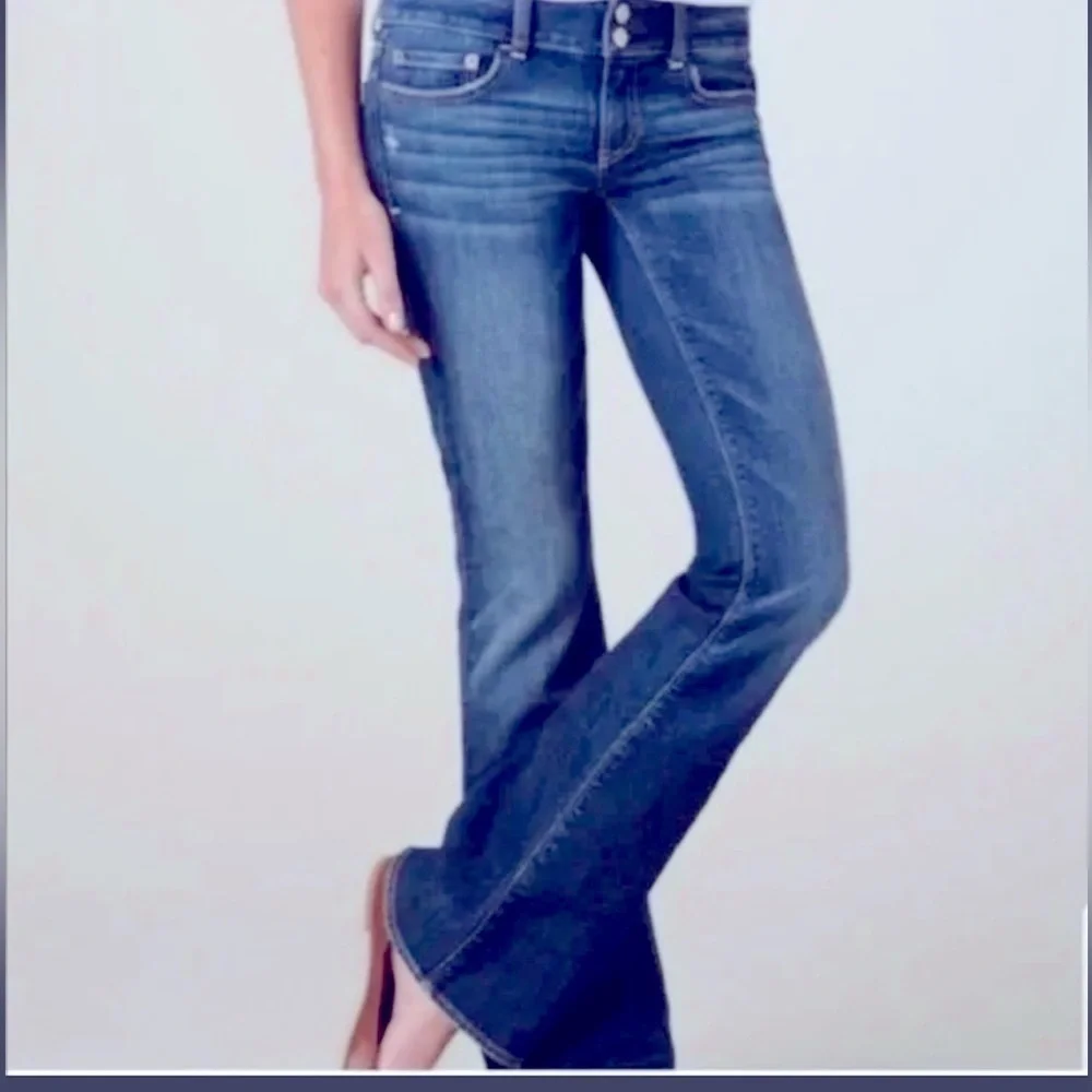 American Eagle Artist Super Stretch Flare Jeans - Picture 2 of 8